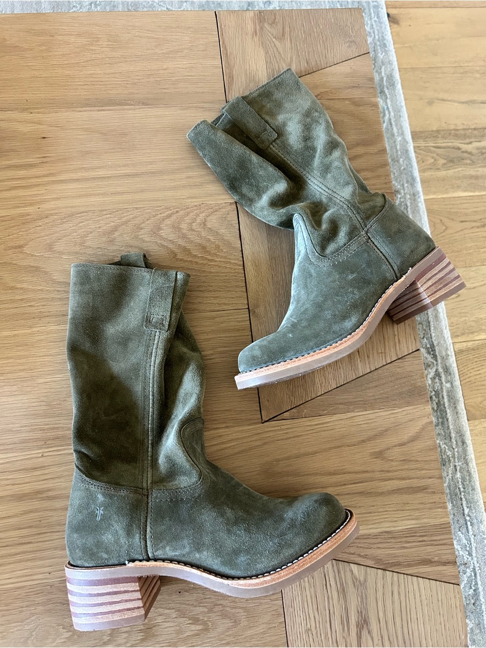 Frye Campus 12R Boots Olive Suede - Picture 2 of 6
